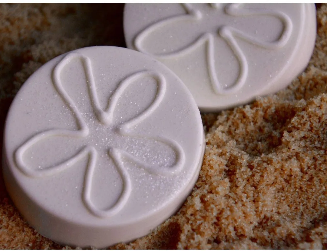 Sand Dollar Chocolate Covered Oreos