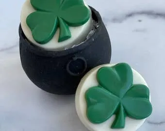 Shamrock Chocolate Covered Oreos