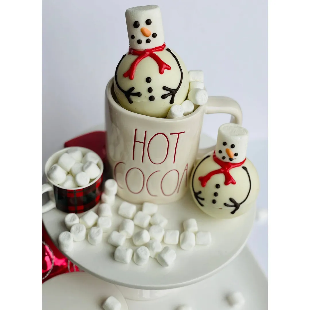 Snowmen Hot Chocolate Bombs 