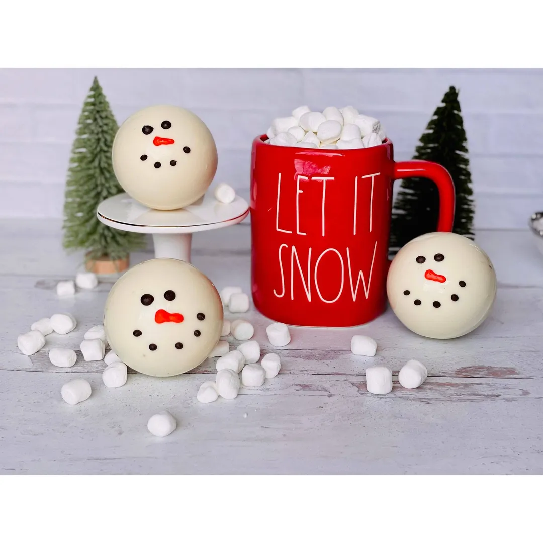 Snowmen Large Hot Chocolate Bombs 