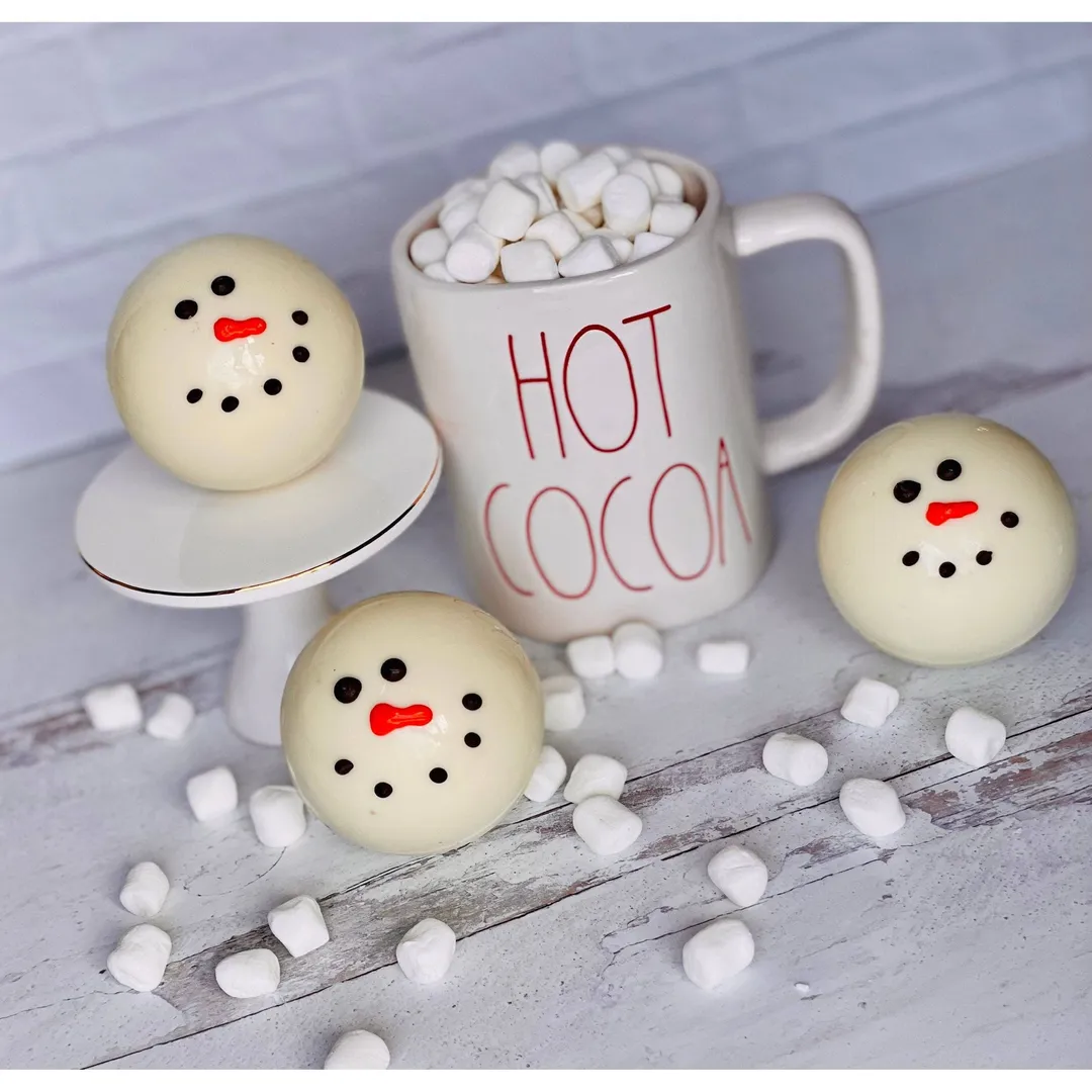 Snowmen Large Hot Chocolate Bombs 