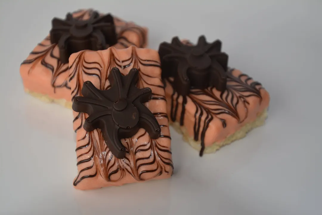 Spider Rice Crispy Treats