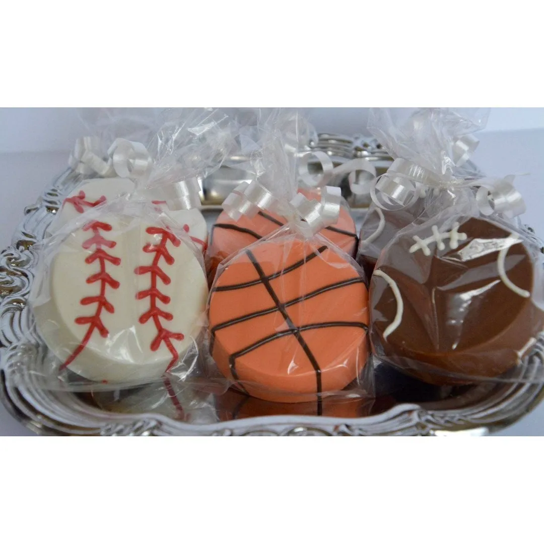 Sports Themed Chocolate Covered Oreos 