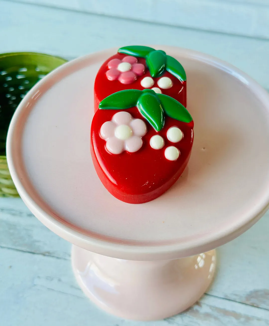 Strawberry Covered Oreos