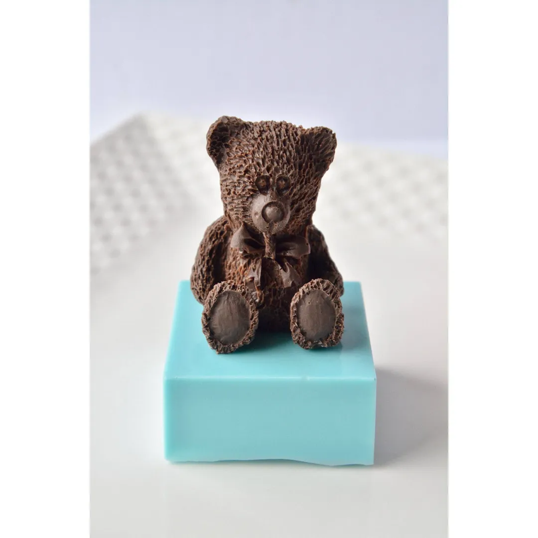 Teddy Bear Inspired Chocolate Covered Oreos