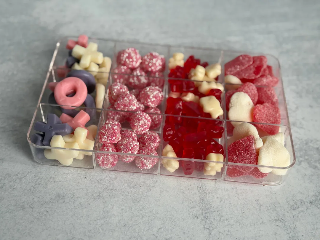Valentines Snackle Gummy Box