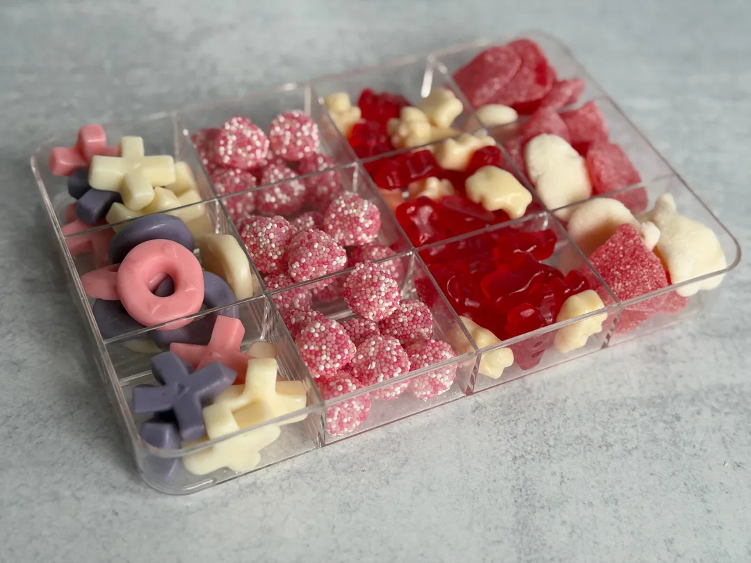 Valentines Snackle Gummy Box