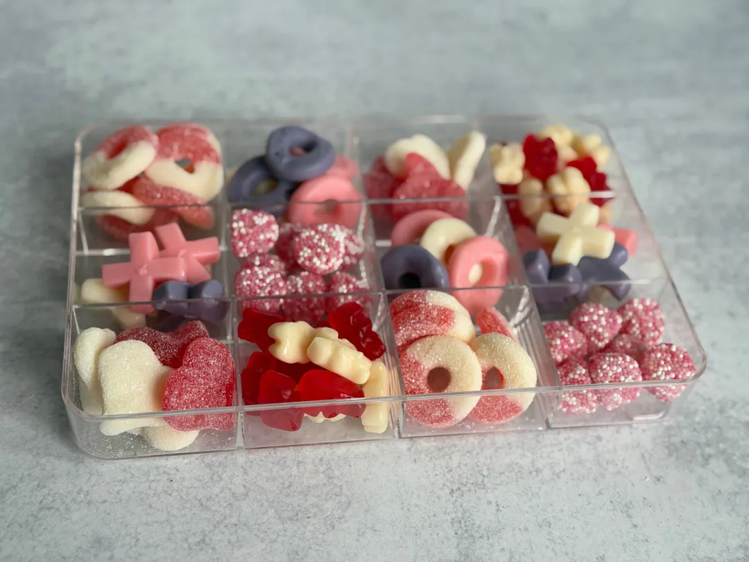 Valentines Snackle Gummy Box
