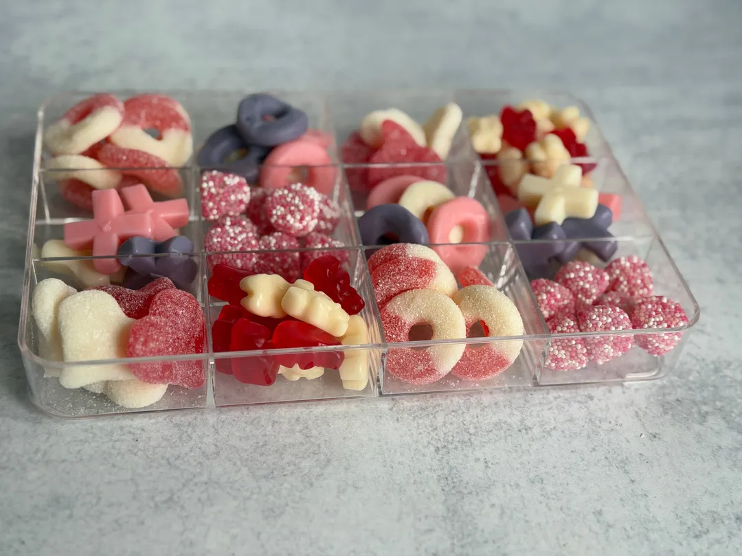 Valentines Snackle Gummy Box