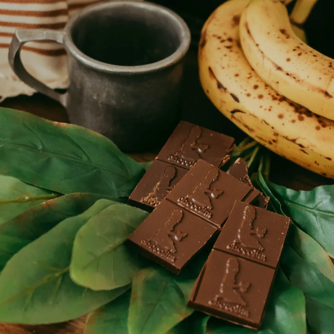 Pine Pollen Lemon Power Chocolate Bar