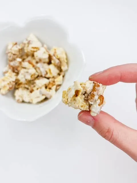Vanilla (Original) Chunk Nibbles 2oz Snack Pack