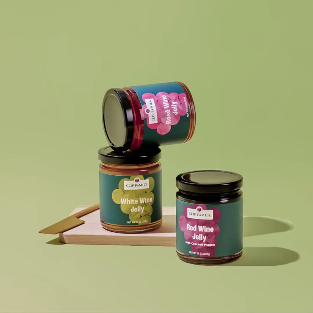 Red Wine Jelly with Cracked Pepper - 10oz. 