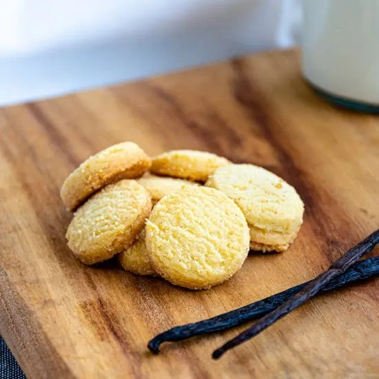 Vanilla Bean Shortbread Cookies 5.29 - Bite Size Cookies