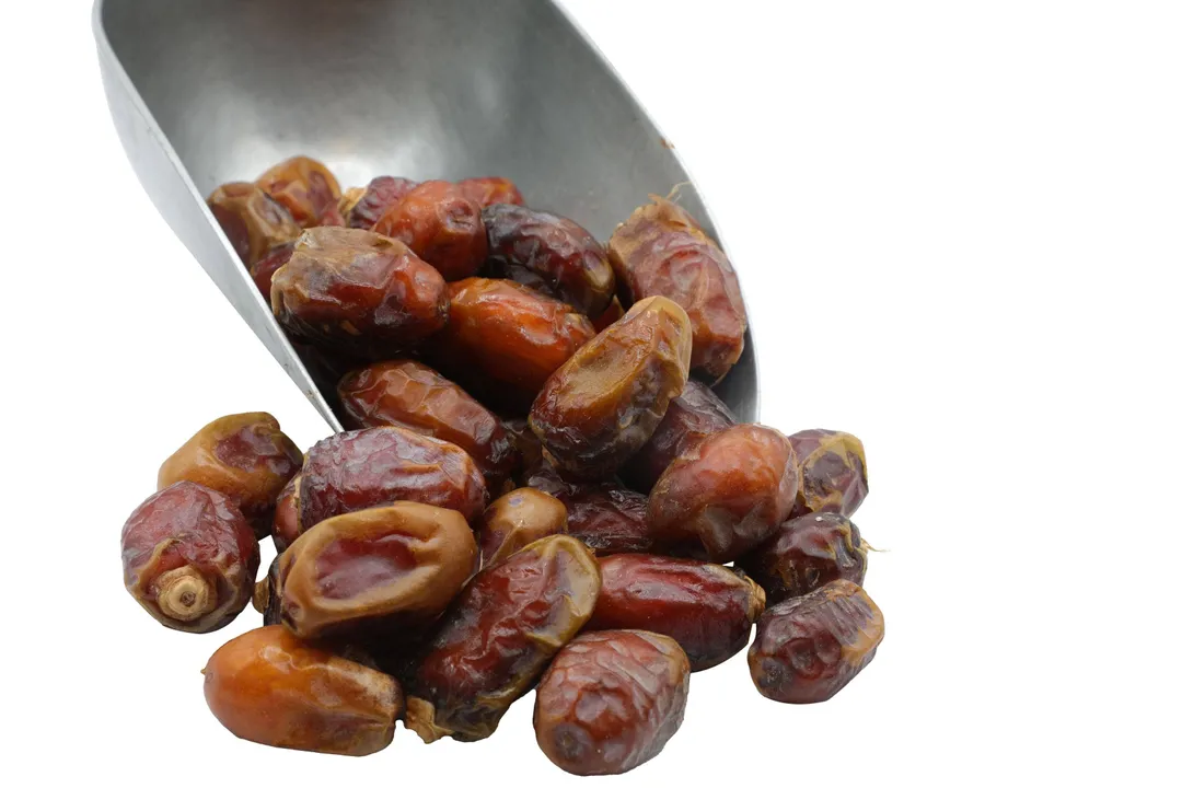 Dates, Khadrawi, Whole, Organic variant