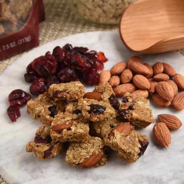 Cranberry Almond Granola Bites (7.5 oz.)