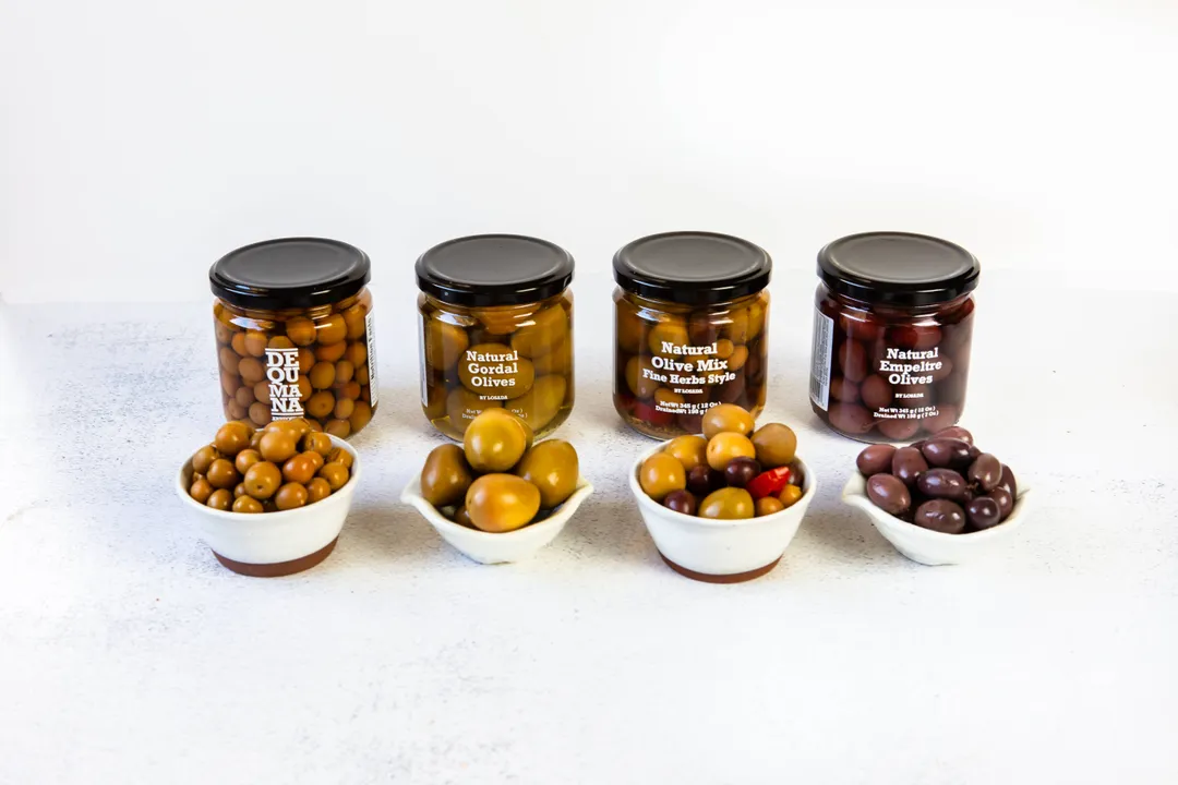 Dequmana Mixed Olives & Herbs - 12oz
