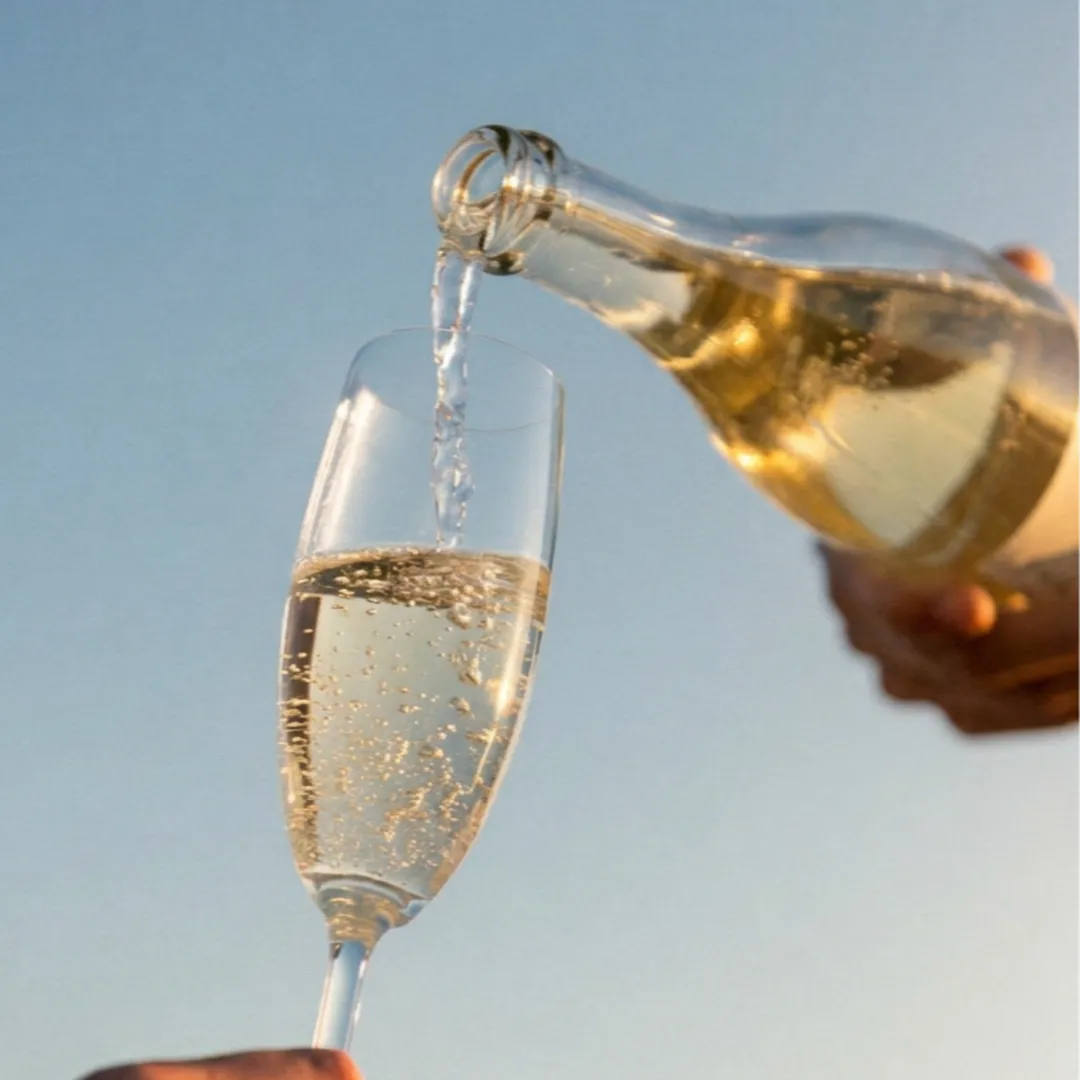 Van Hunks Non-Alcoholic Sparkling Blanc