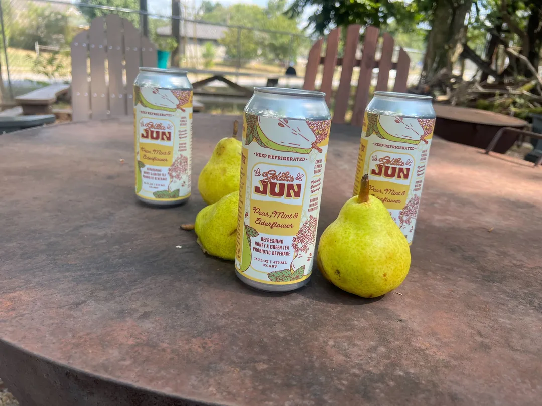 Pear Elderflower Mint Jun