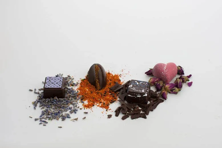 16 Piece San Diego Chocolate Gift Box