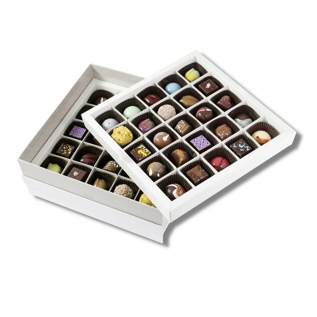50 Piece Bella's Favorites Chocolate Gift Box