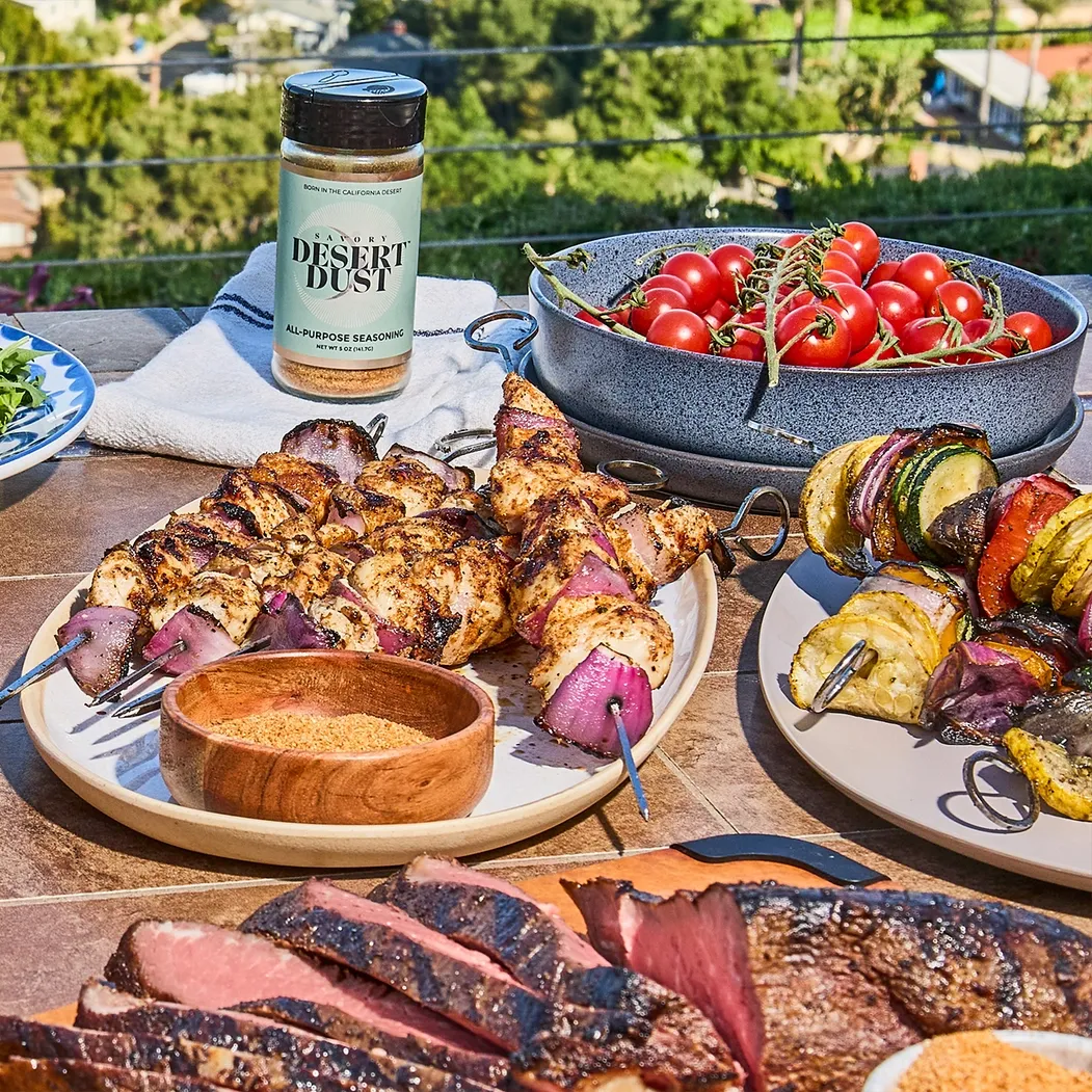 Savory 24oz Food Service Date-Based All-Purpose Seasoning