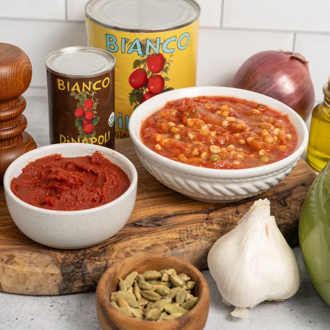 Bianco DiNapoli 6oz Organic Paste case (12 ct)