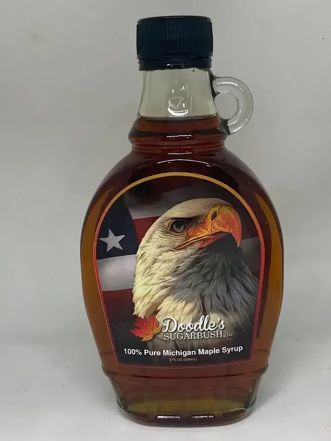 Patriotic Eagle Scene (100% Pure Maple Syrup - 8 oz glass)