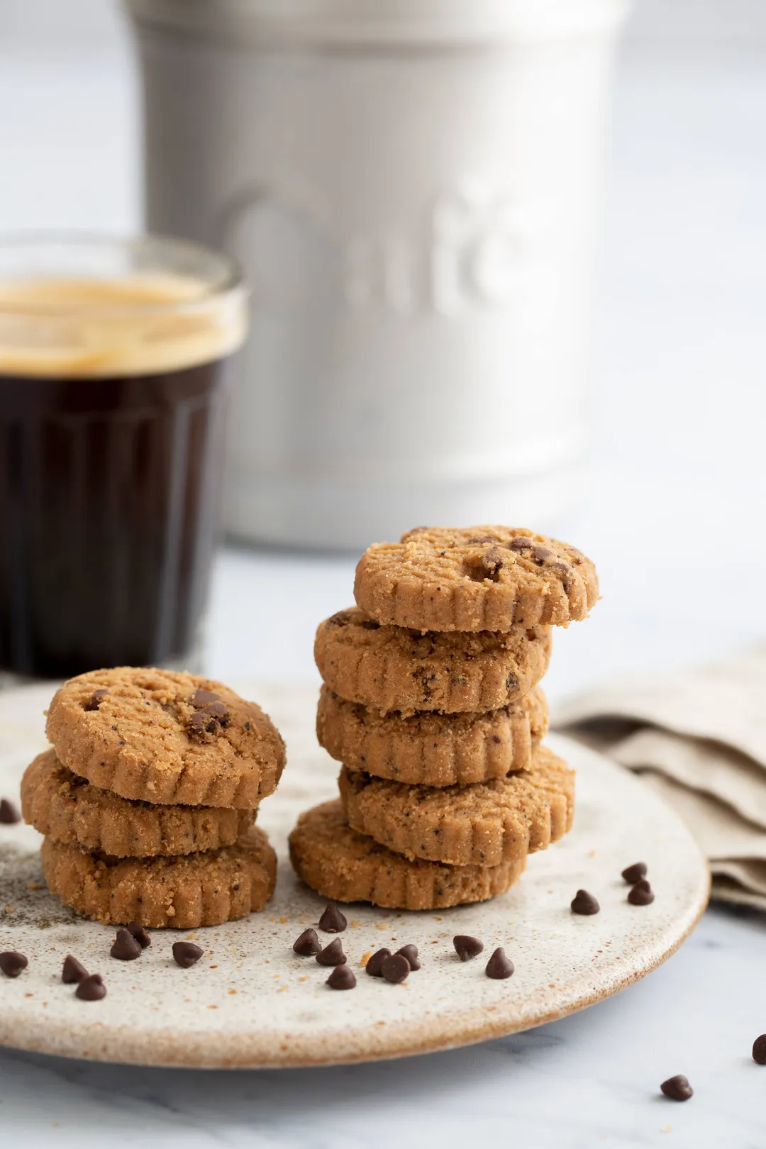 Latte Chocolate Chip shortbread cookies (6oz) – Coffee & Chocolate