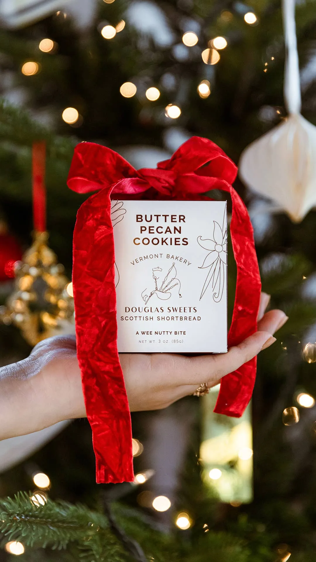 Mini Box: Butter Pecan shortbread cookies (3oz)