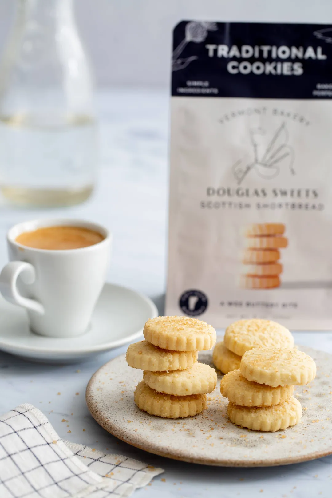Traditional shortbread cookies (6oz) – Simple. Buttery. Timeless.