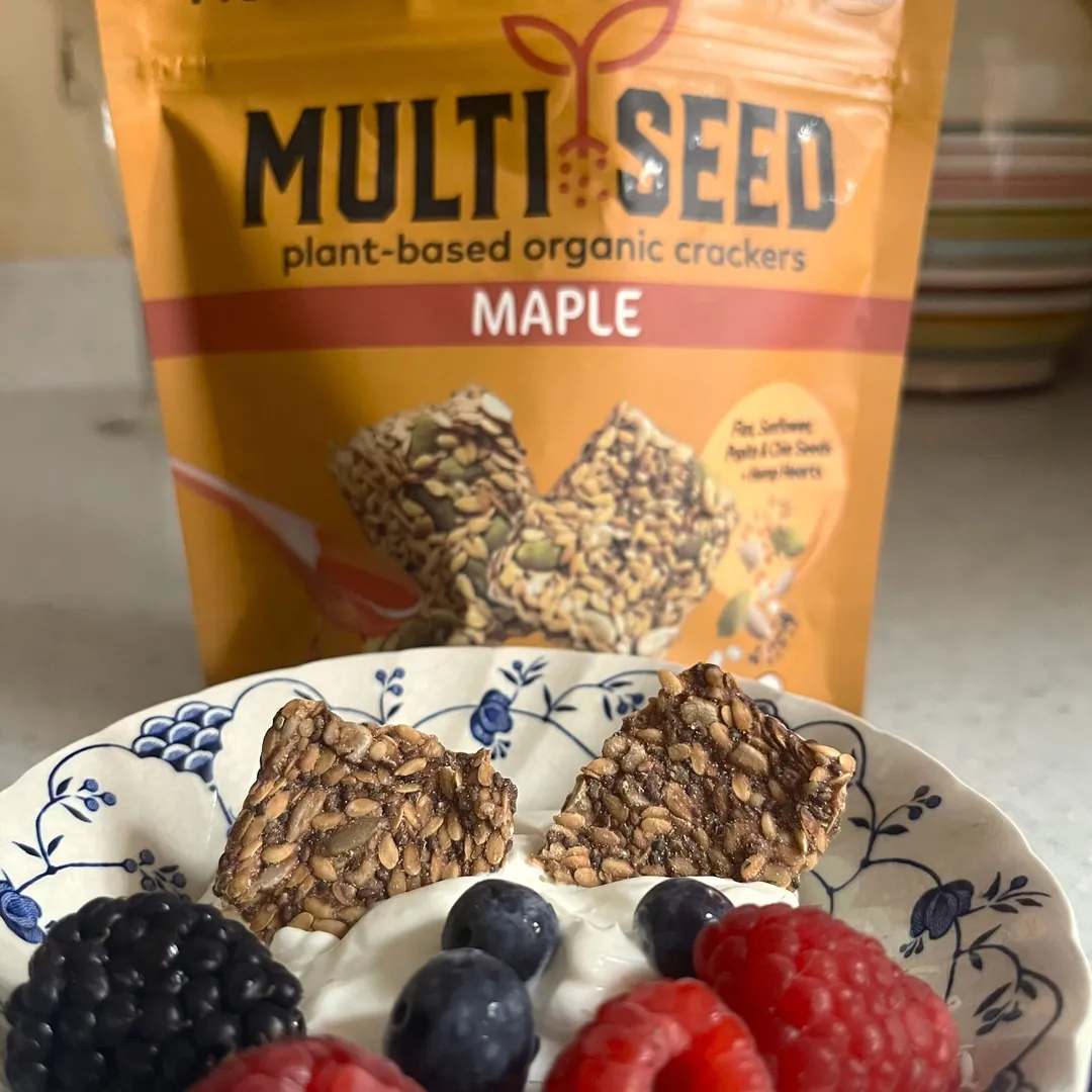 Flackers Organic Multi Seed Plant-based Crackers, Maple