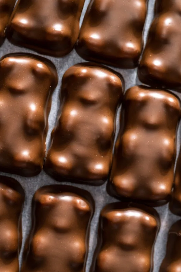 10-piece Dark Chocolate Teddy Bears Marshmallow