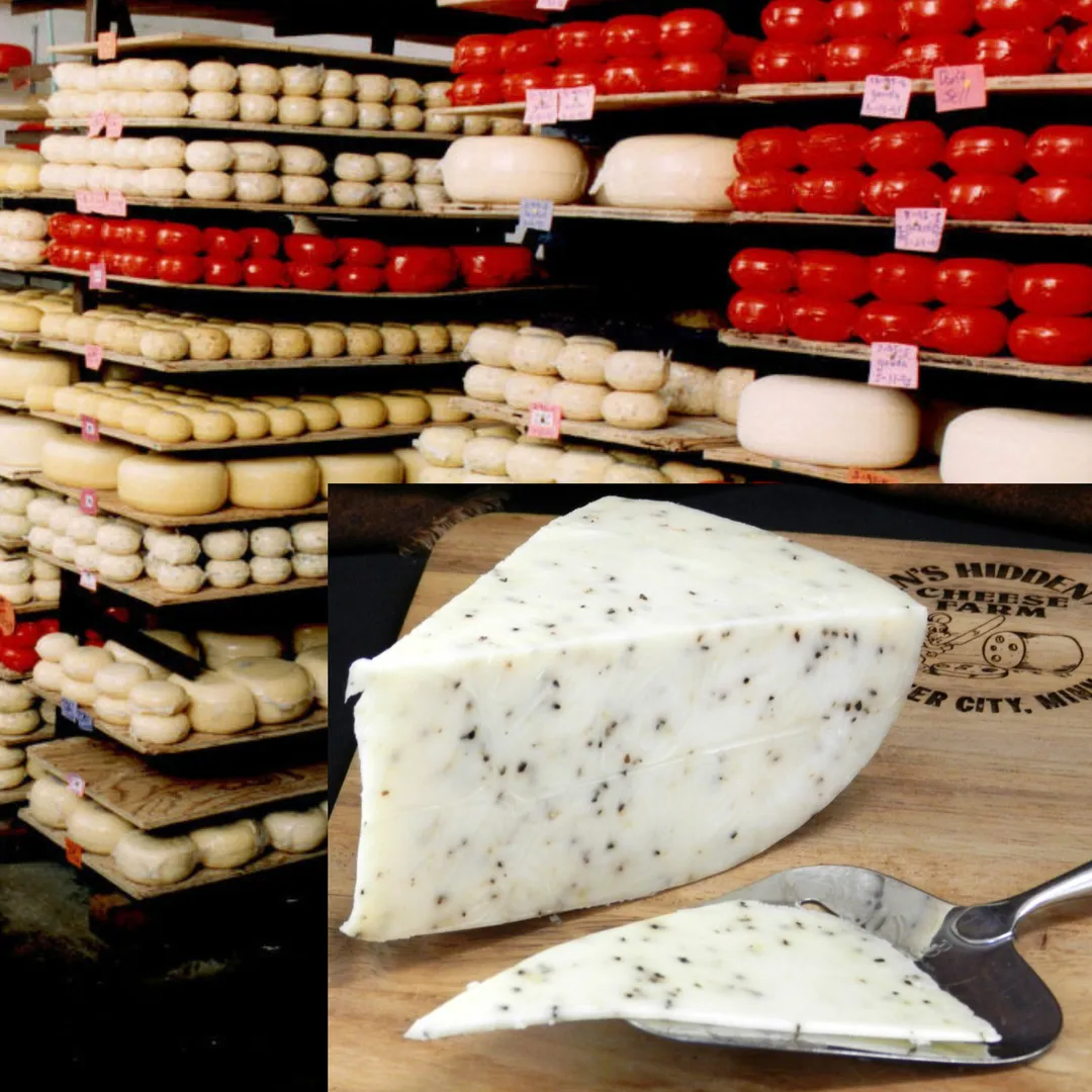 Peppercorn Garlic Gouda Cheese Wedge