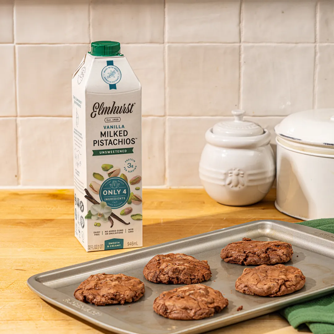 NEW Unsweetened Vanilla Pistachio Milk, 32oz [6-Pack]