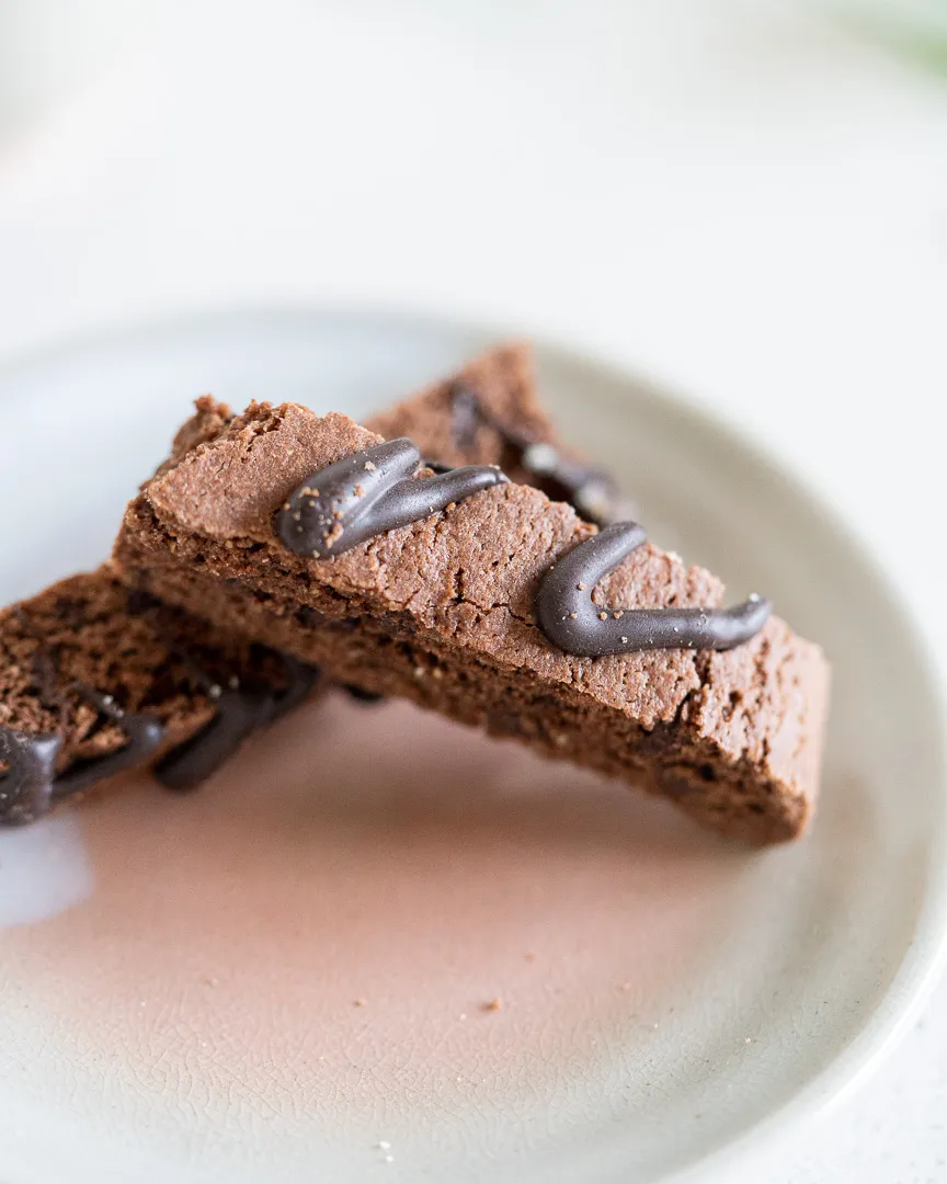 It's All Chocolate, Baby !!