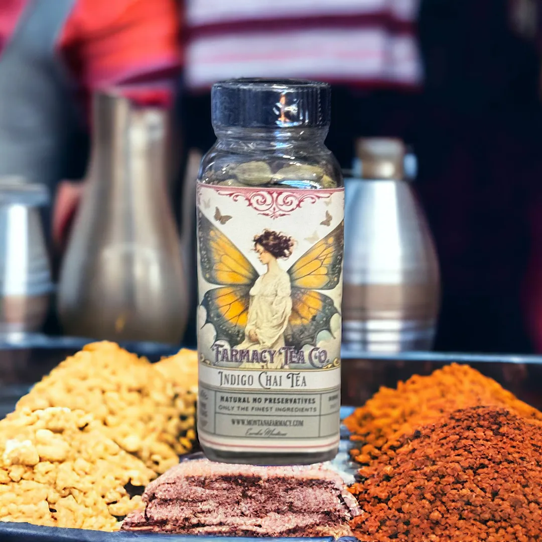 Indigo Masala Classic Chai dark and deep Tea in a glass jar