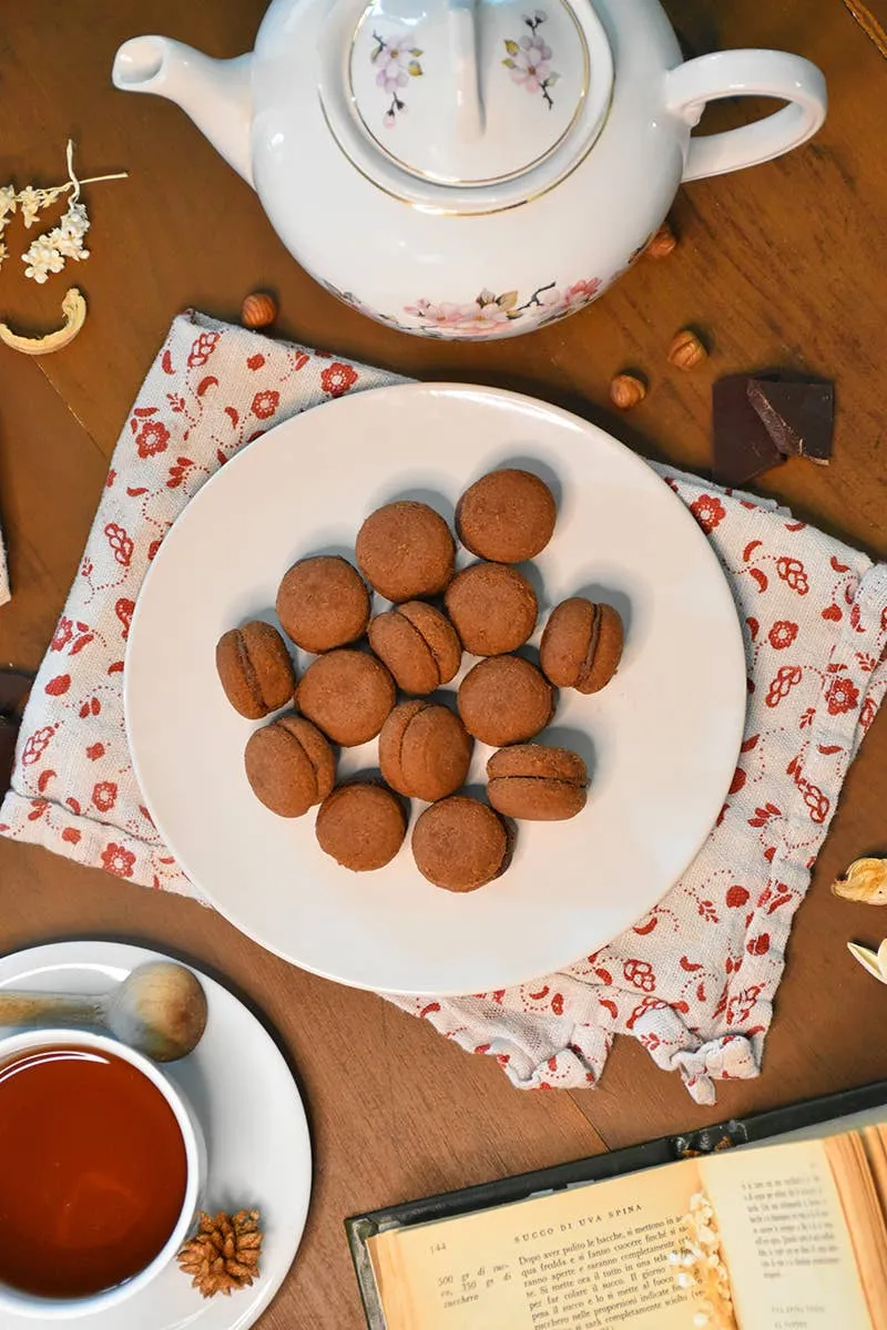 Bacci Di Dama Gift Set - Cocoa & Pistachio