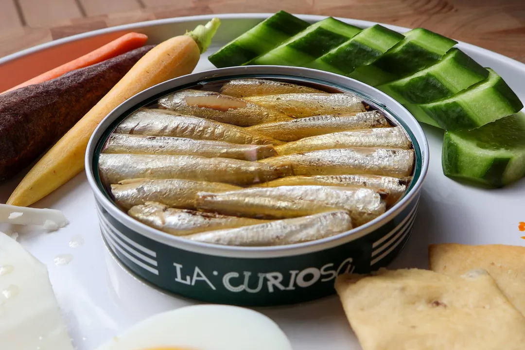 La Curiosa Small Sardines in Olive Oil w/ Chili, 4.2oz