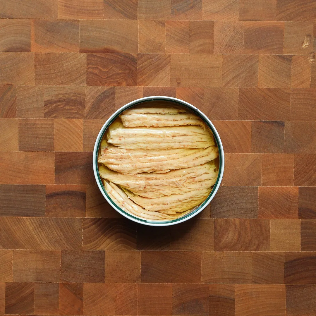 Smoked White Tuna Belly in Olive Oil, 4oz