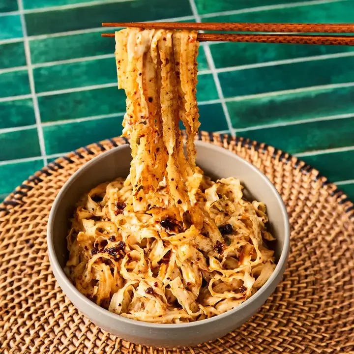Chili Crisp Noodles (6-pack in Display Ready Case)