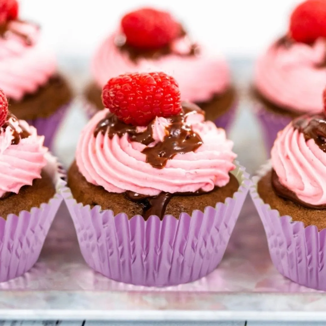 Fox Run Light Pink Foil Cupcake Liners, Baking Cups, 32 count