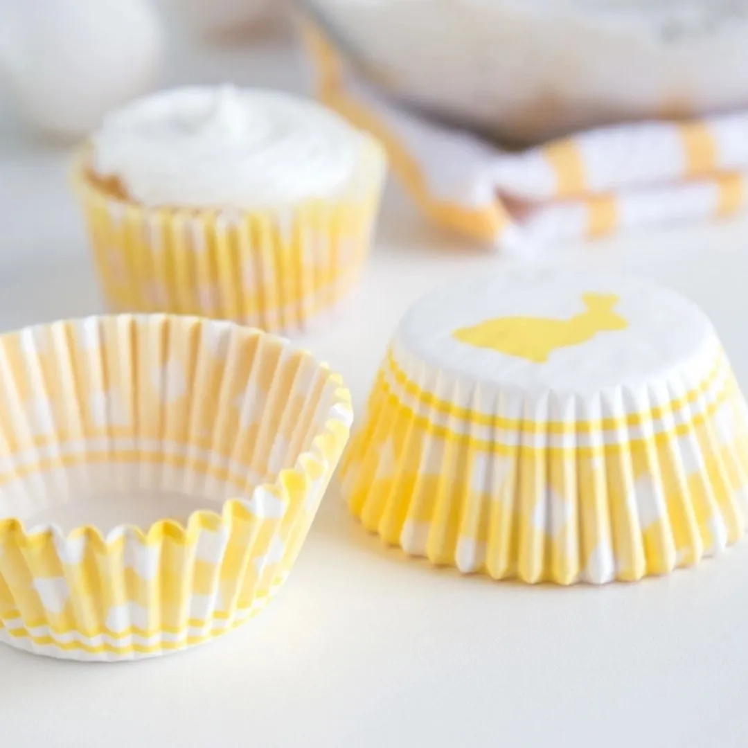 Fox Run Yellow Gingham Bunny Bake Cups, 50 Count