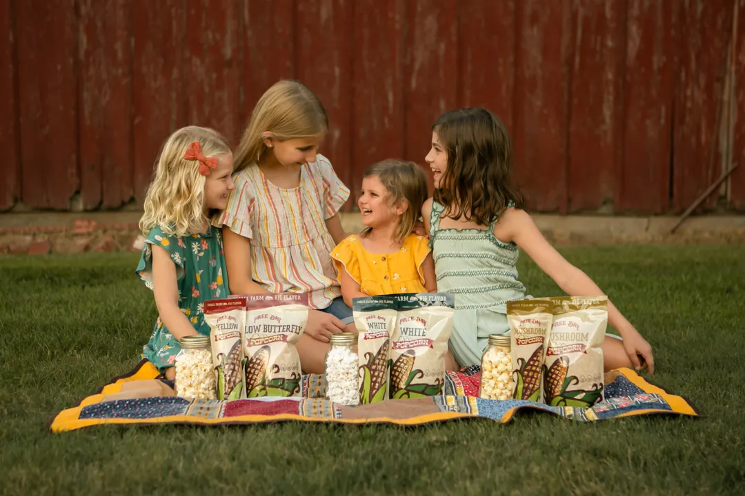 Yellow Butterfly Popcorn, 1 lb (16 oz) pouch