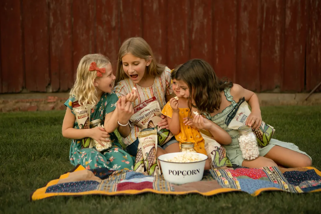 Yellow Butterfly Popcorn, 3 lb (48 oz) pouch