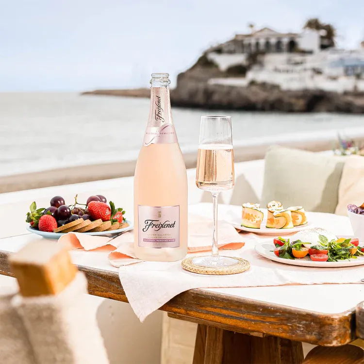 Freixenet Alcohol-Removed Sparkling Rosé 750ml
