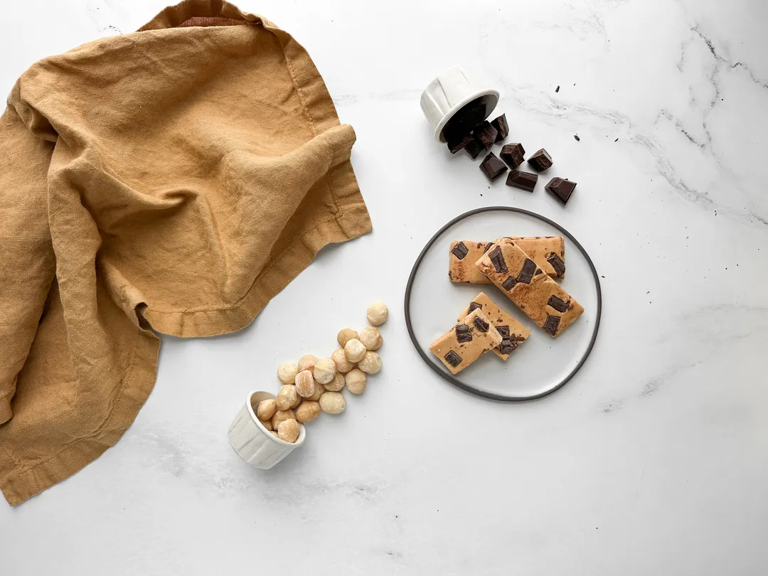 Seed Oil Free Chocolate Macadamia Protein Bar (9 Bars)