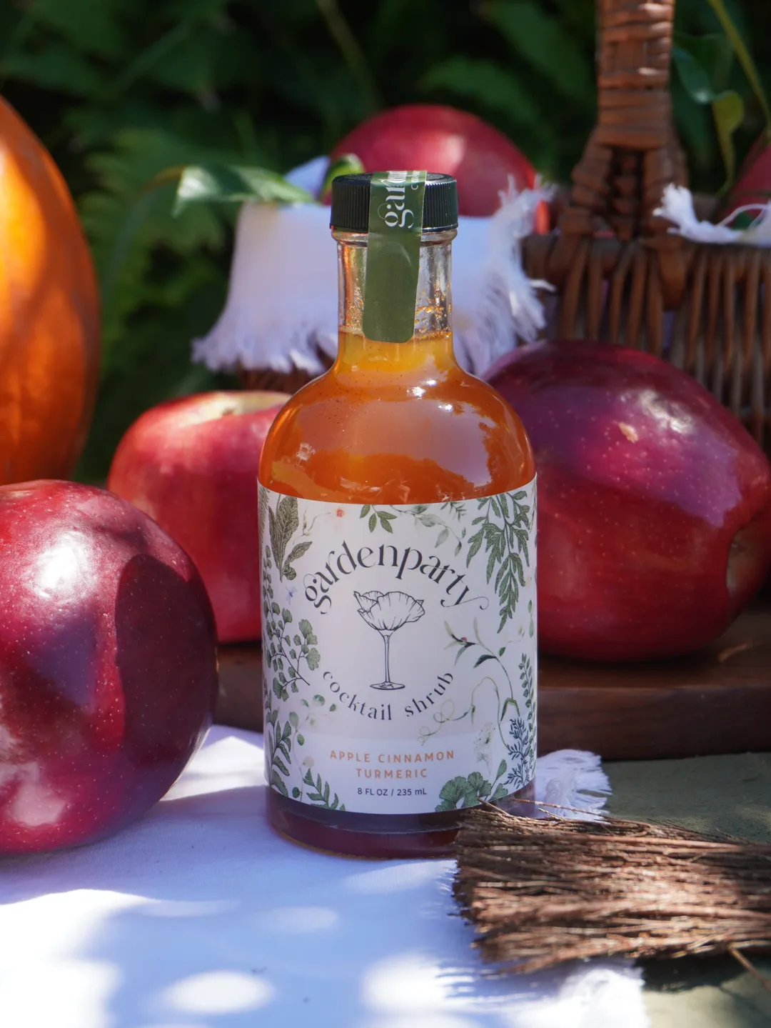 Apple Cinnamon Turmeric