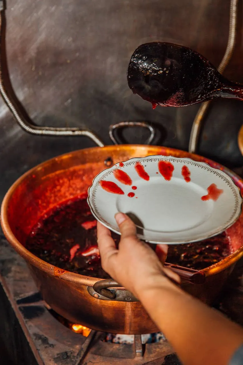 Chef's Gallon: Vanilla Plum Medley Spoon Preserves 150oz