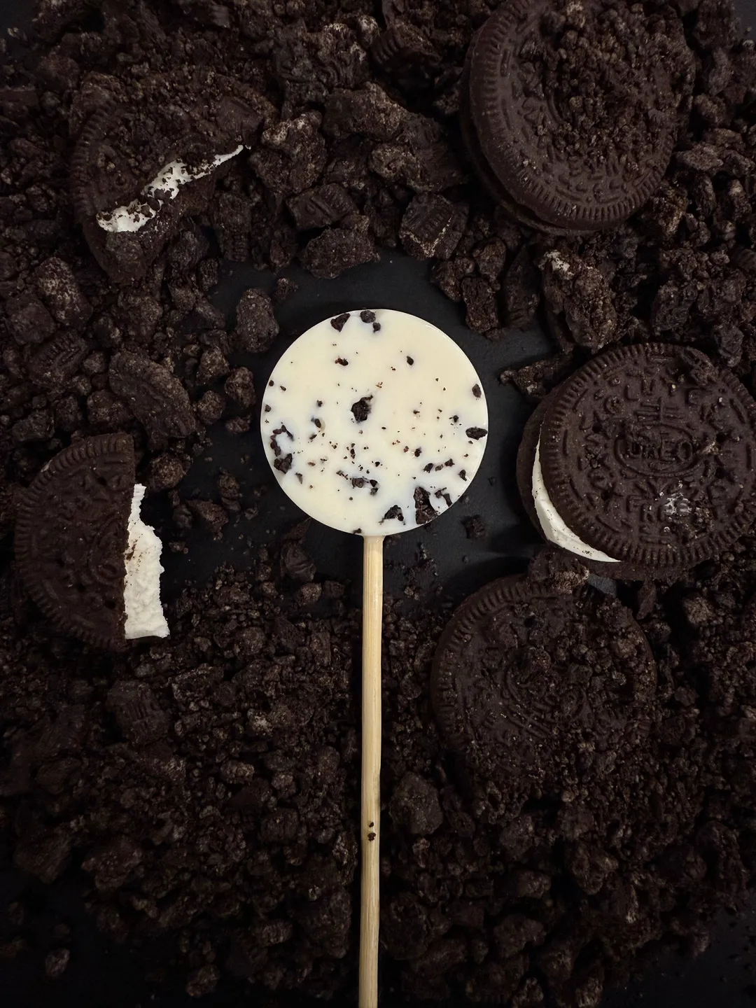 Cookies & Cream Lollipop