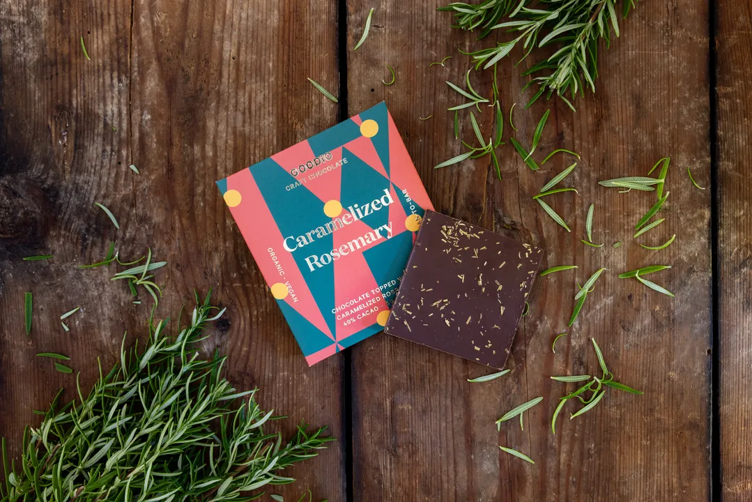 Caramelized Rosemary chocolate 49%